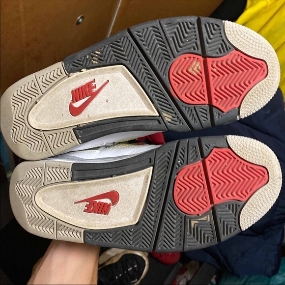 Jordan retro cement 4 2016 - Picture 5 of 10